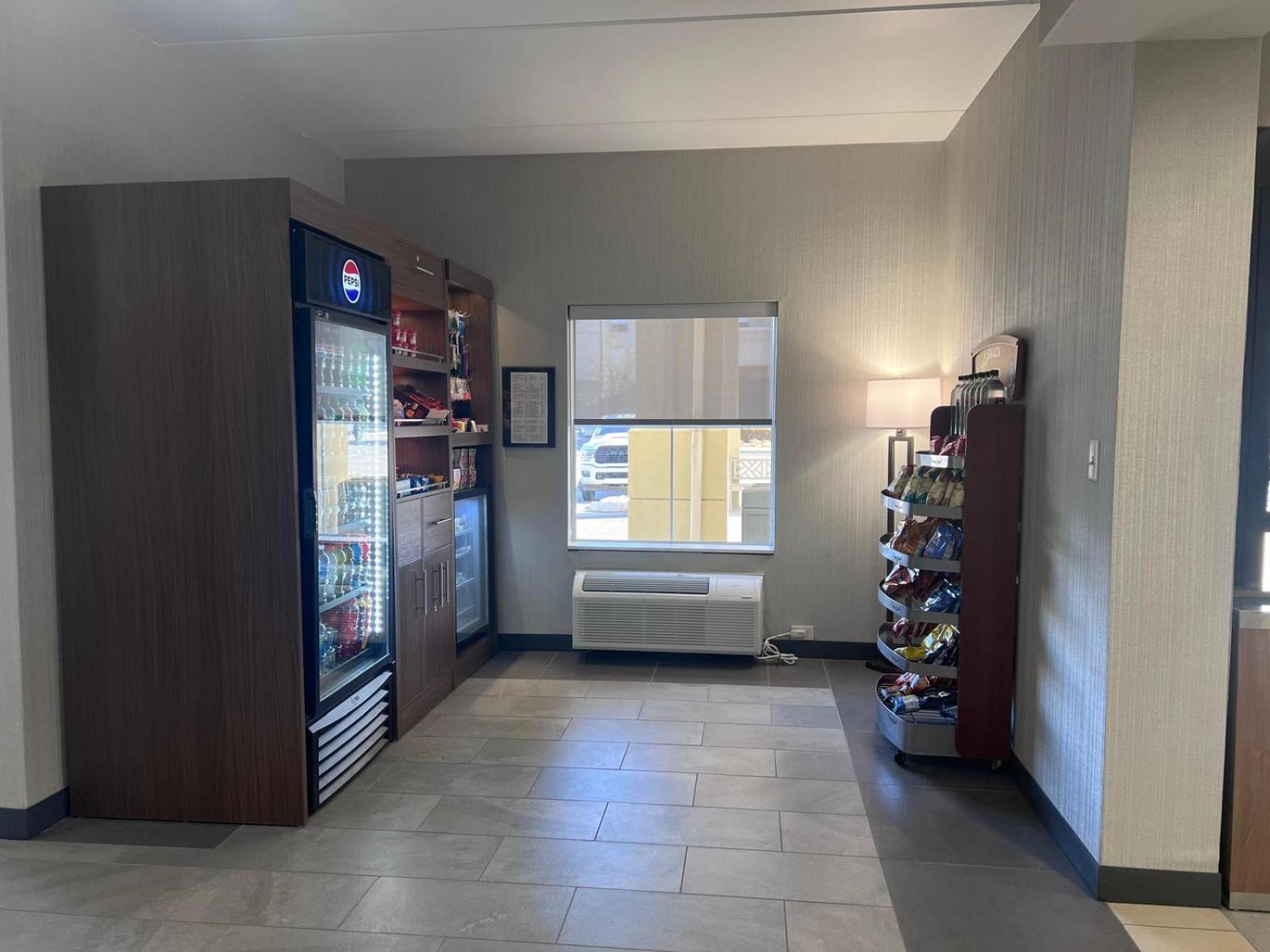 Hotel Wingate By Wyndham Clearfield Esterno foto